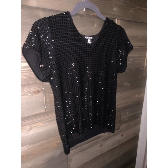 black sequin top Saks off 5th epic New York - Picture 3 of 7